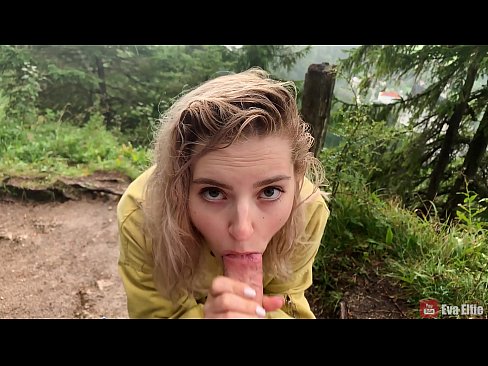 ❤️ Ragazza ingoia lo sperma dopo un pompino in pubblico - Eva Elfi ☑ Super pornoal it.hentaisun.ru ❌️
